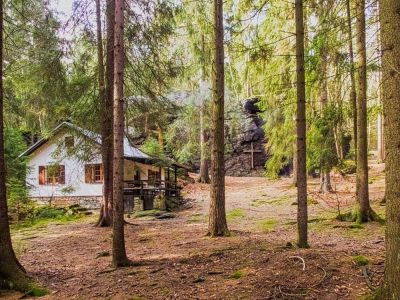 Ringelfelsen mit Hütte Ringelfelsen mit Hütte