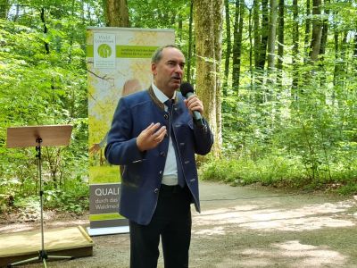 Bayerischer Staatsminister für Wirtschaft, Landesentwicklung und Energie Hubert Aiwanger